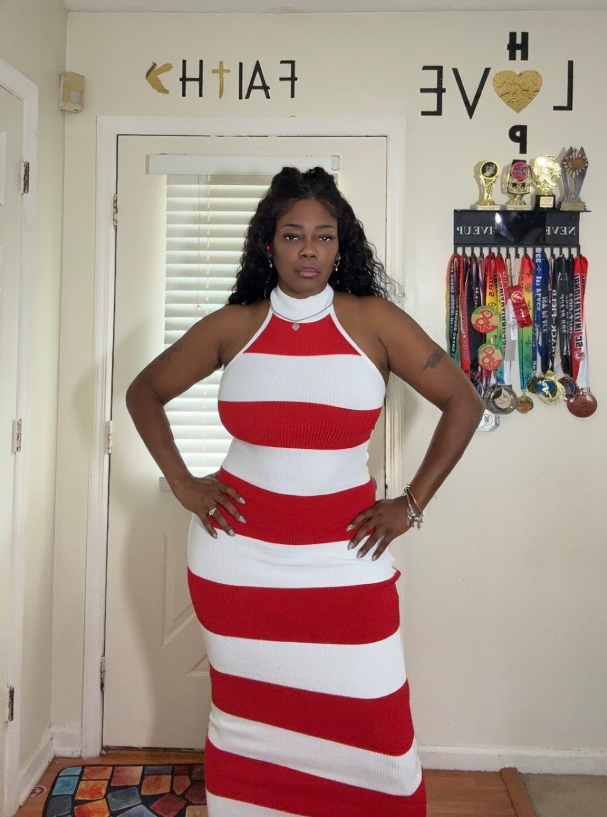 BIG STRIPE RED LACE UP DRESS